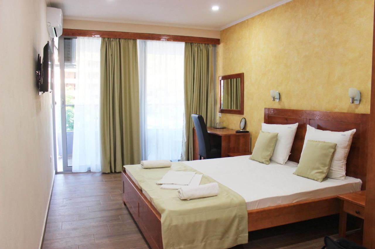 Sirena Marta Hotel Sutomore Exterior photo