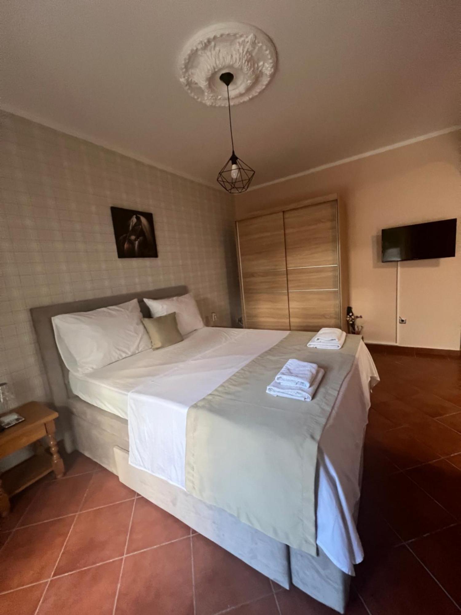 Sirena Marta Hotel Sutomore Exterior photo