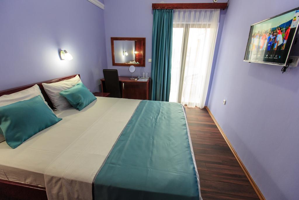 Sirena Marta Hotel Sutomore Exterior photo